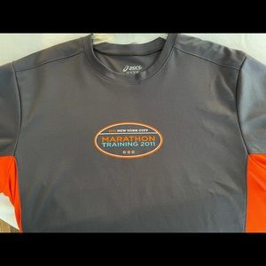 ING NYC Marathon Training Tech T-Shirt 2011 Sz M